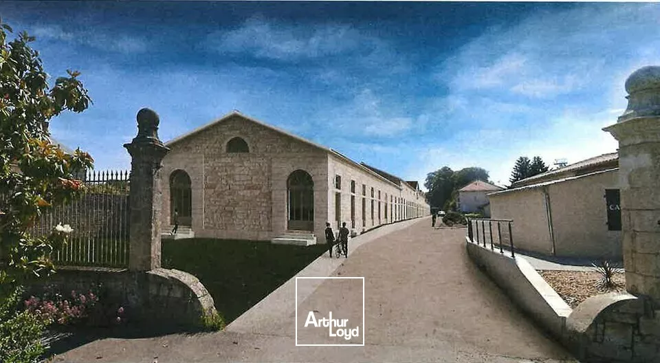 BUREAUX A VENDRE - 286 M2