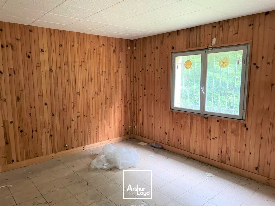 AMBOISE LOCAL D'ACTIVITE A VENDRE A LOUER 1200 M²