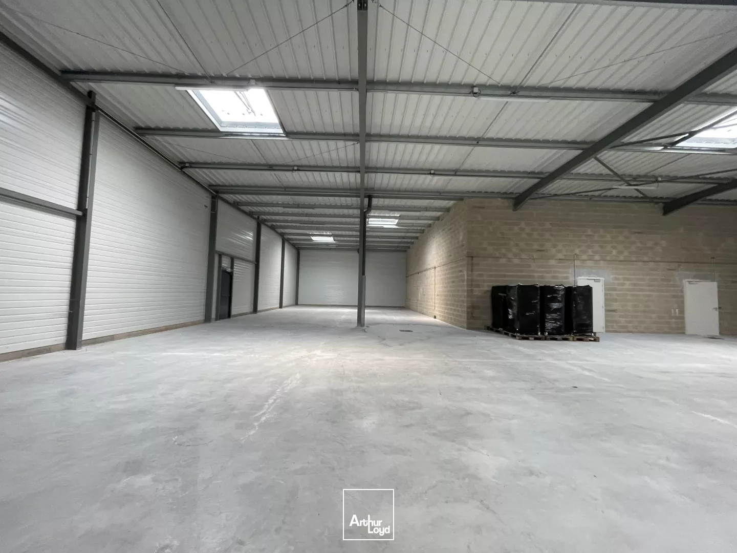 Local d'activité indépendant - Neuf - 772 m2 - A vendre
