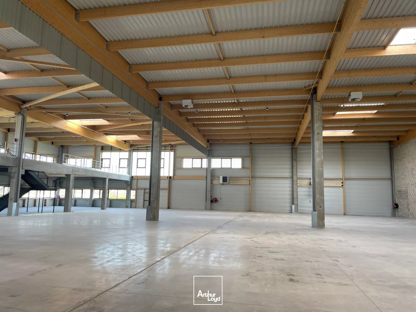 LOCAL D'ACTIVITÉ NEUF 3581 M2 TREMBLAY EN FRANCE