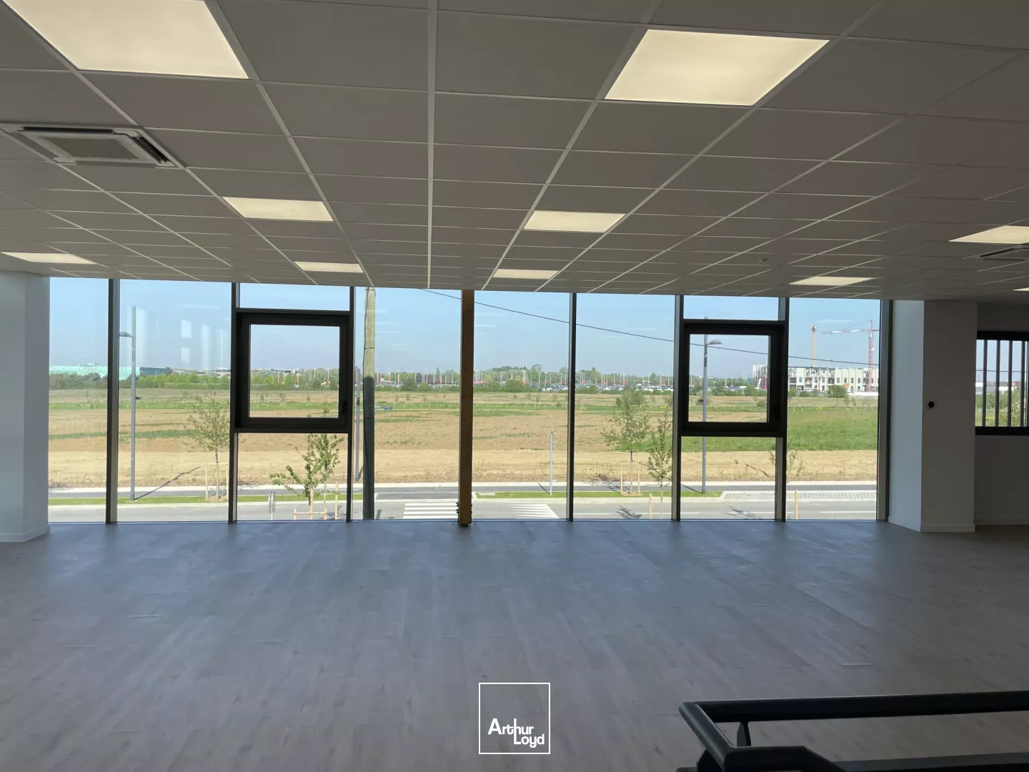 LOCAL D'ACTIVITÉ NEUF 3581 M2 TREMBLAY EN FRANCE