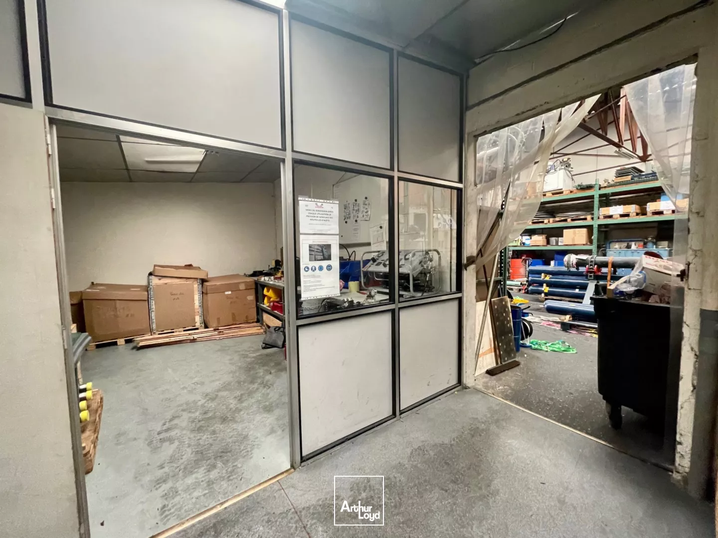 Locaux d'activité à louer à SAINT ETIENNE DU ROUVRAY 76800