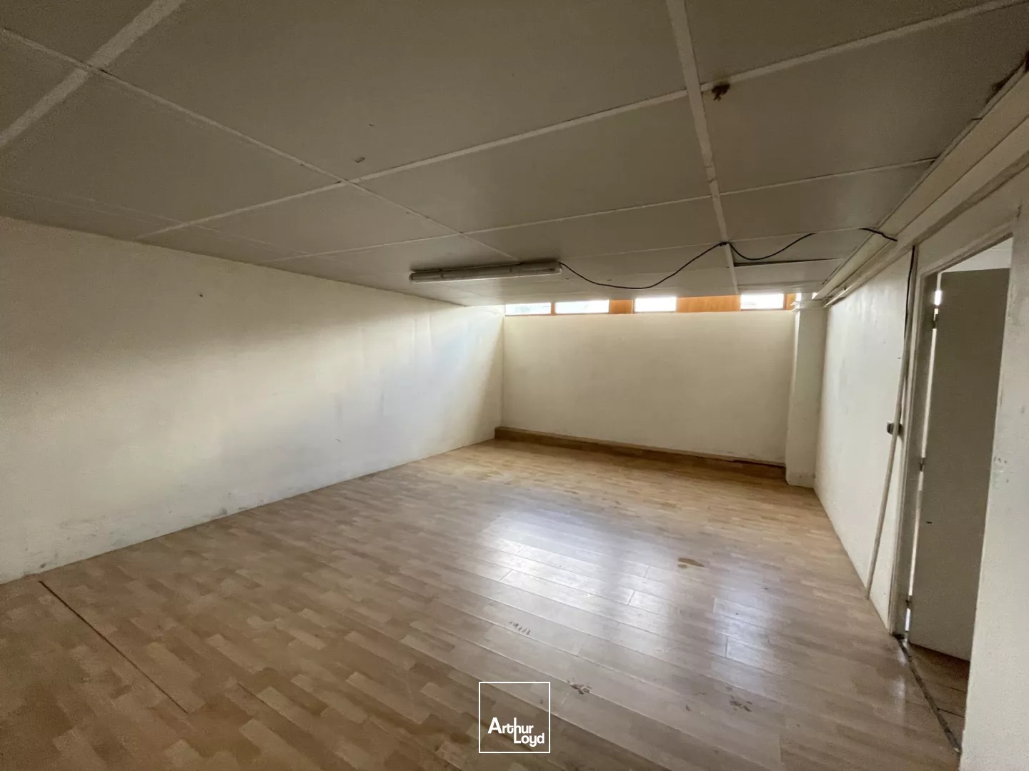 A LOUER - IDEAL TPE / PME