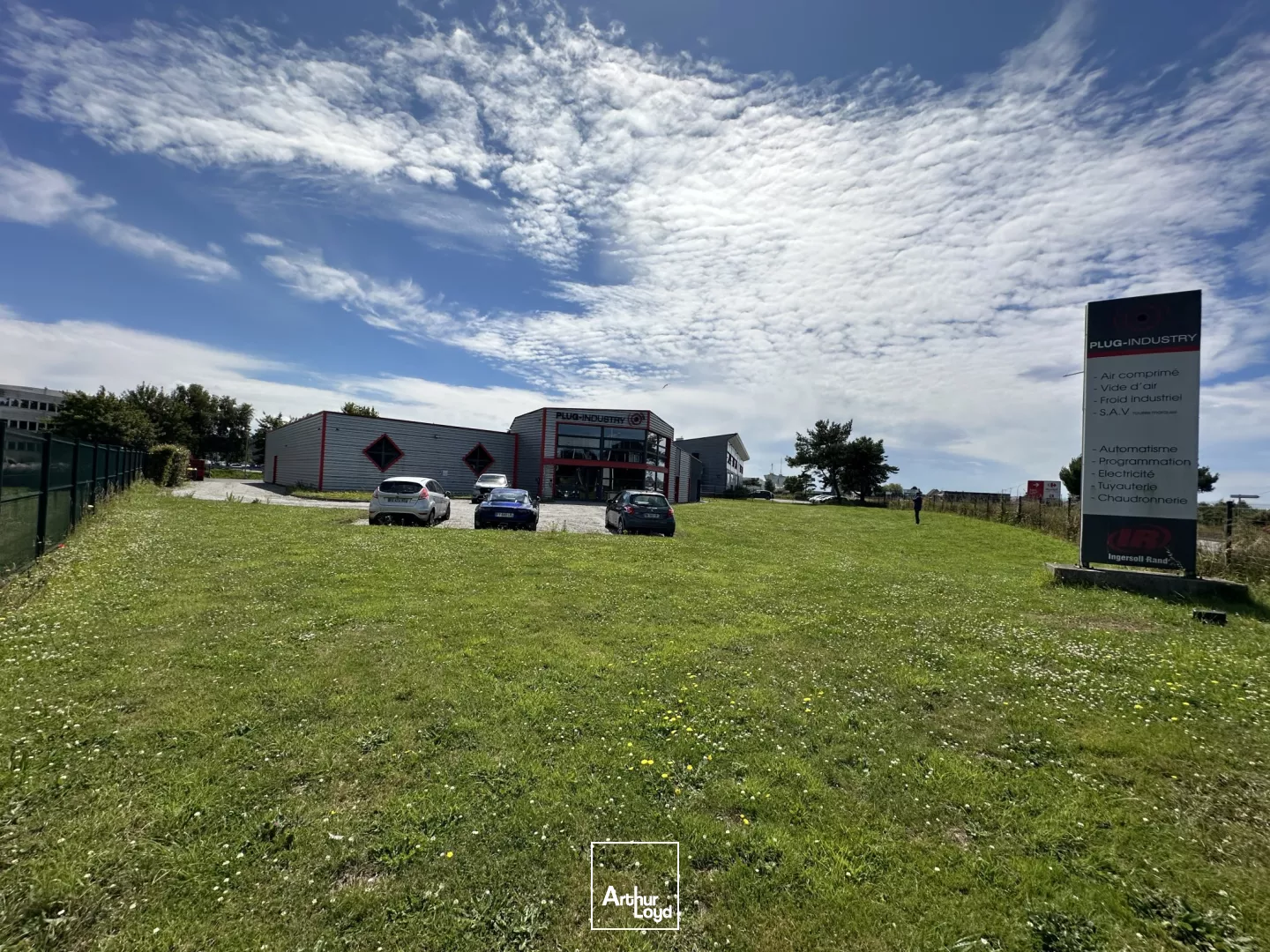 Locaux d'activité à vendre à MARTIN EGLISE 76370