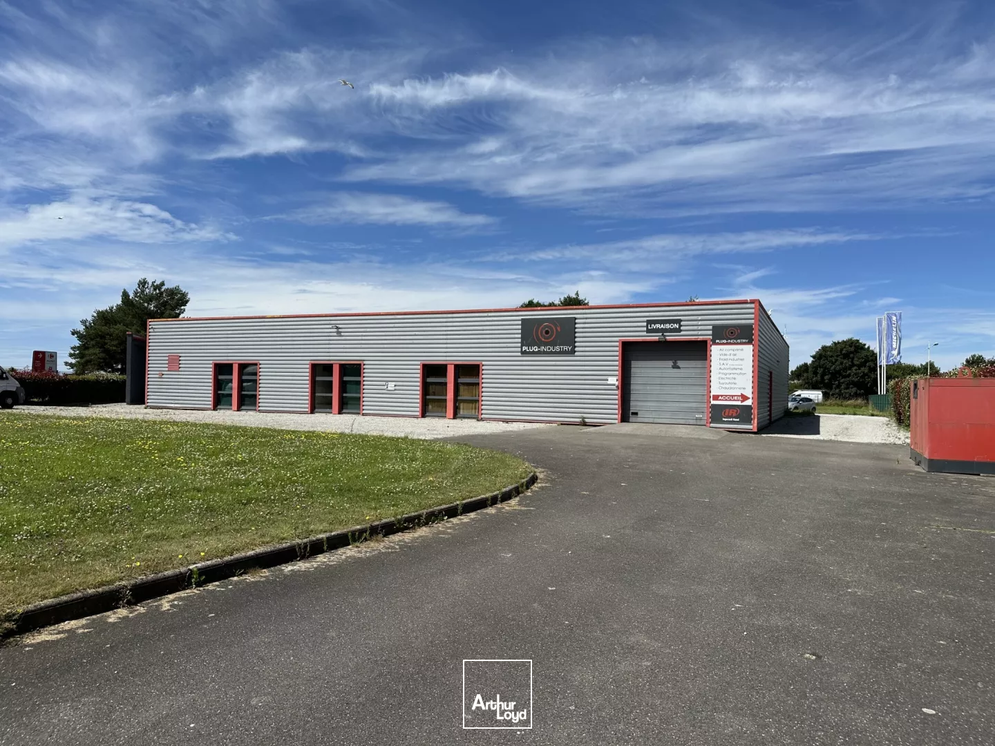 Locaux d'activité à vendre à MARTIN EGLISE 76370