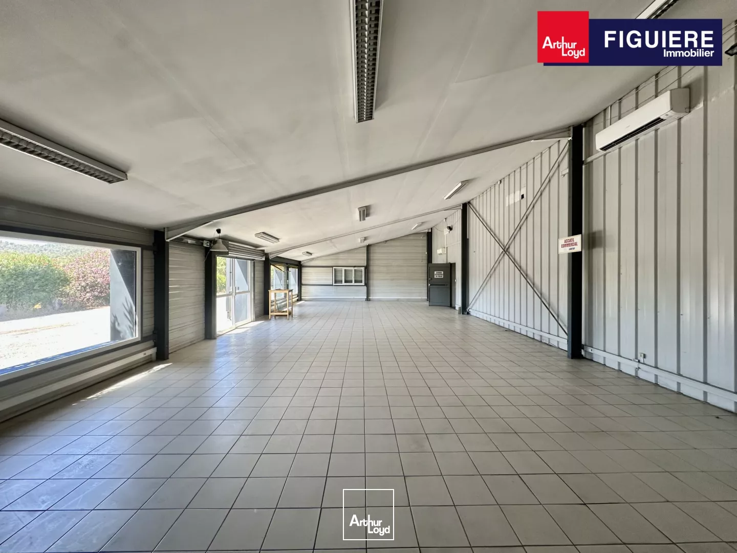 Local d'activités avec terrain à LOUER sur GARDANNE