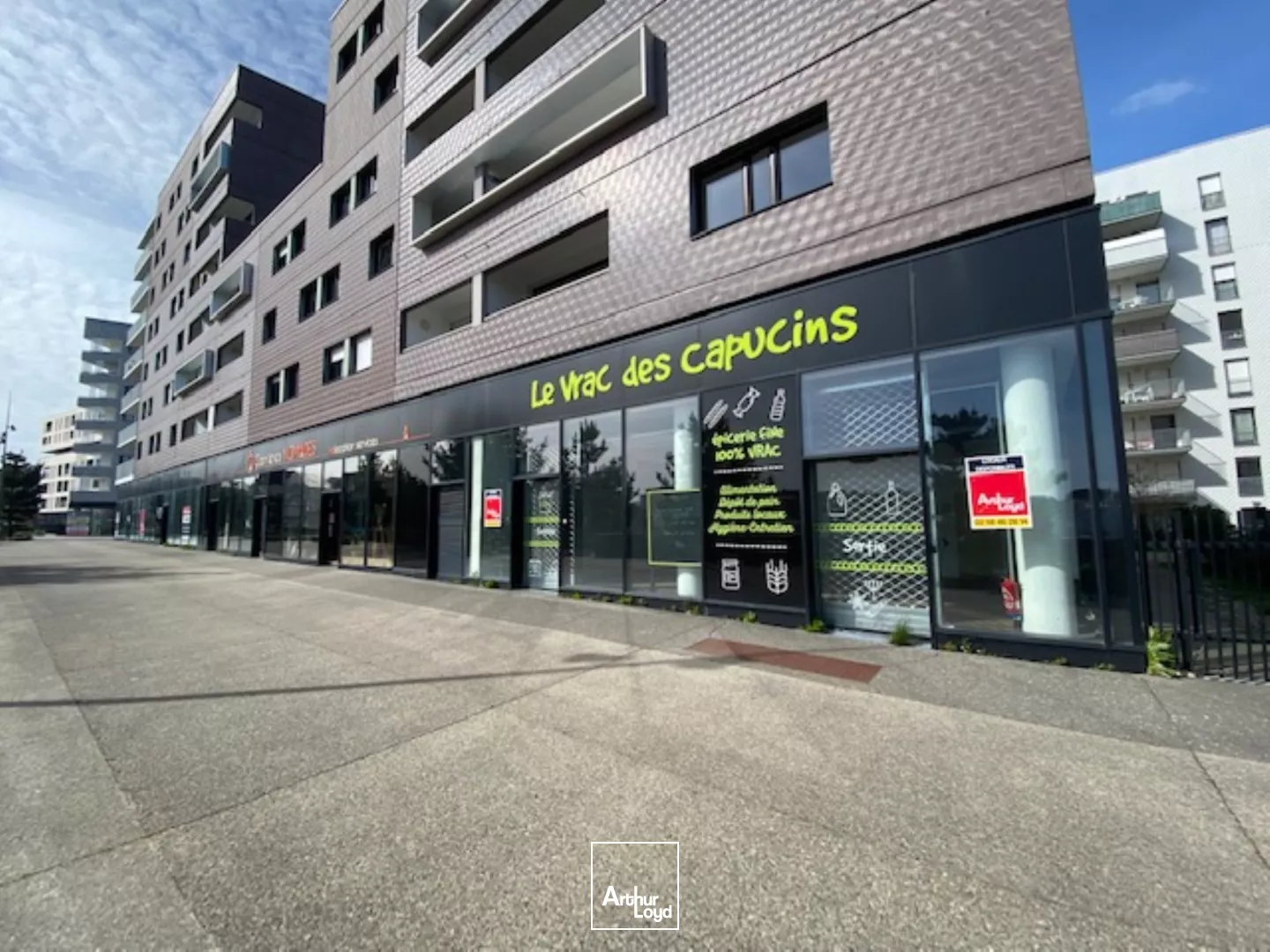 LOCAL COMMERCIAL 112 M² A LOUER CAPUCINS