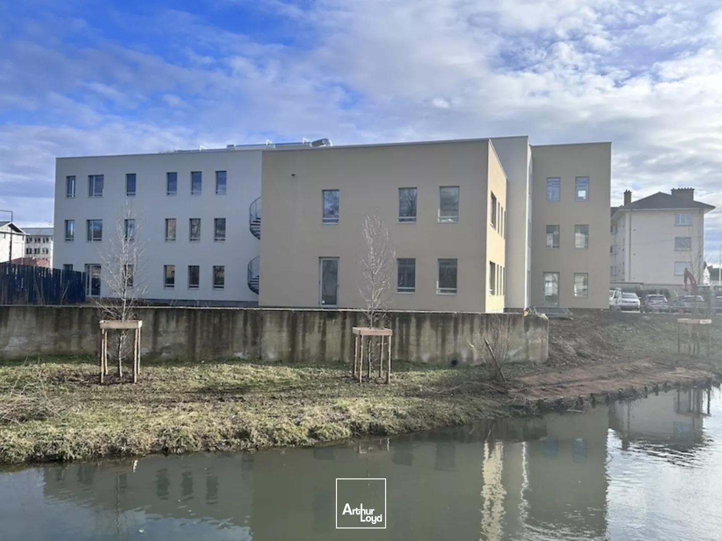 Bureaux neufs à louer ou à vendre à proximité du centre ville de Bourg en Bresse