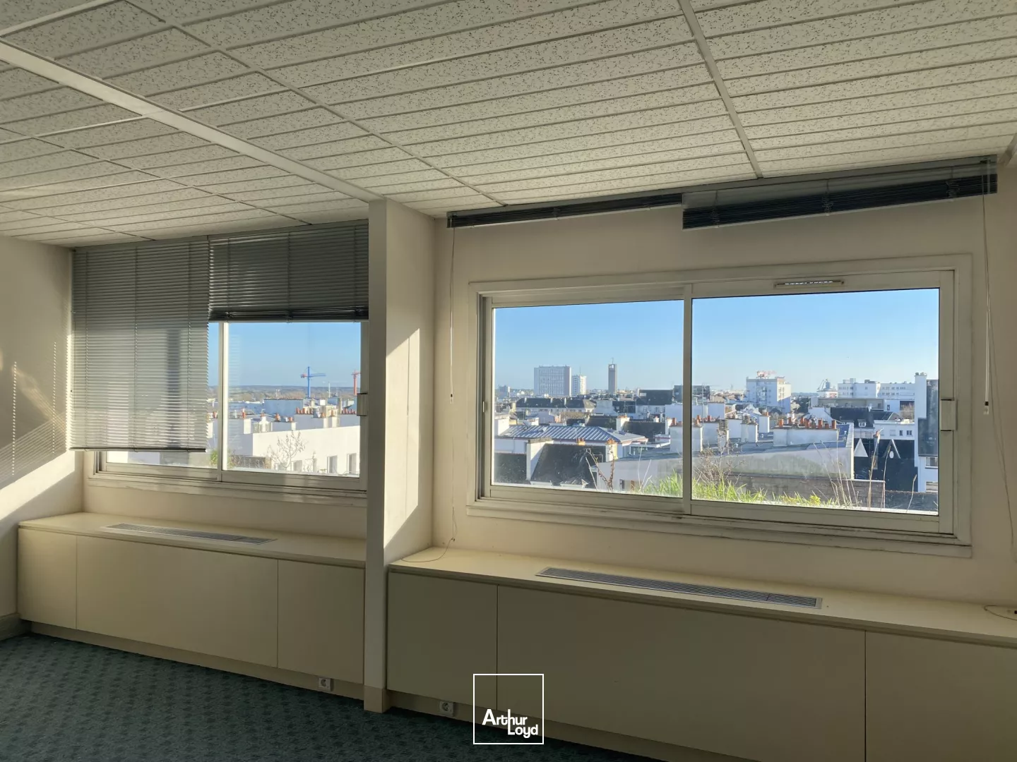 PLATEAUX DE BUREAUX A VENDRE A LORIENT