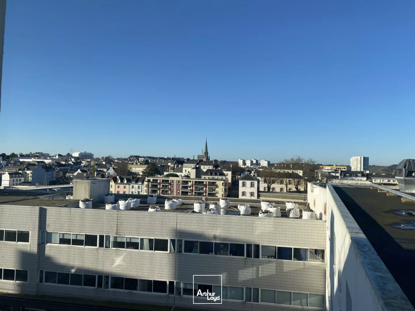 PLATEAUX DE BUREAUX A VENDRE A LORIENT