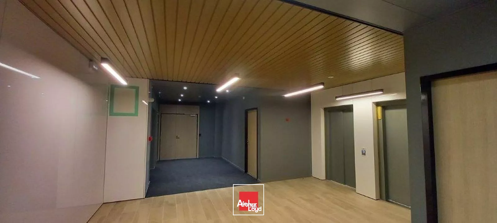 BUREAUX NEUFS A LOUER 432M² A ECHIROLLES AVEC PARKINGS