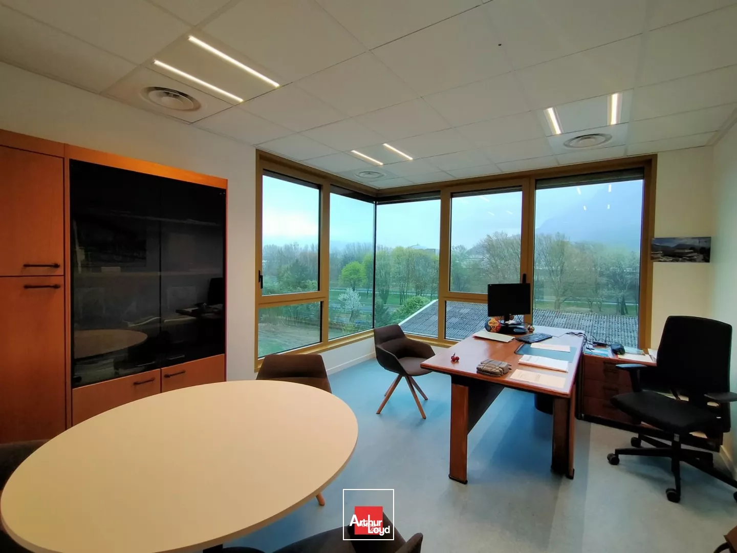 LOCATION DE BUREAUX NEUFS SAINT MARTIN LE VINOUX PROCHE GARE ET TRAM