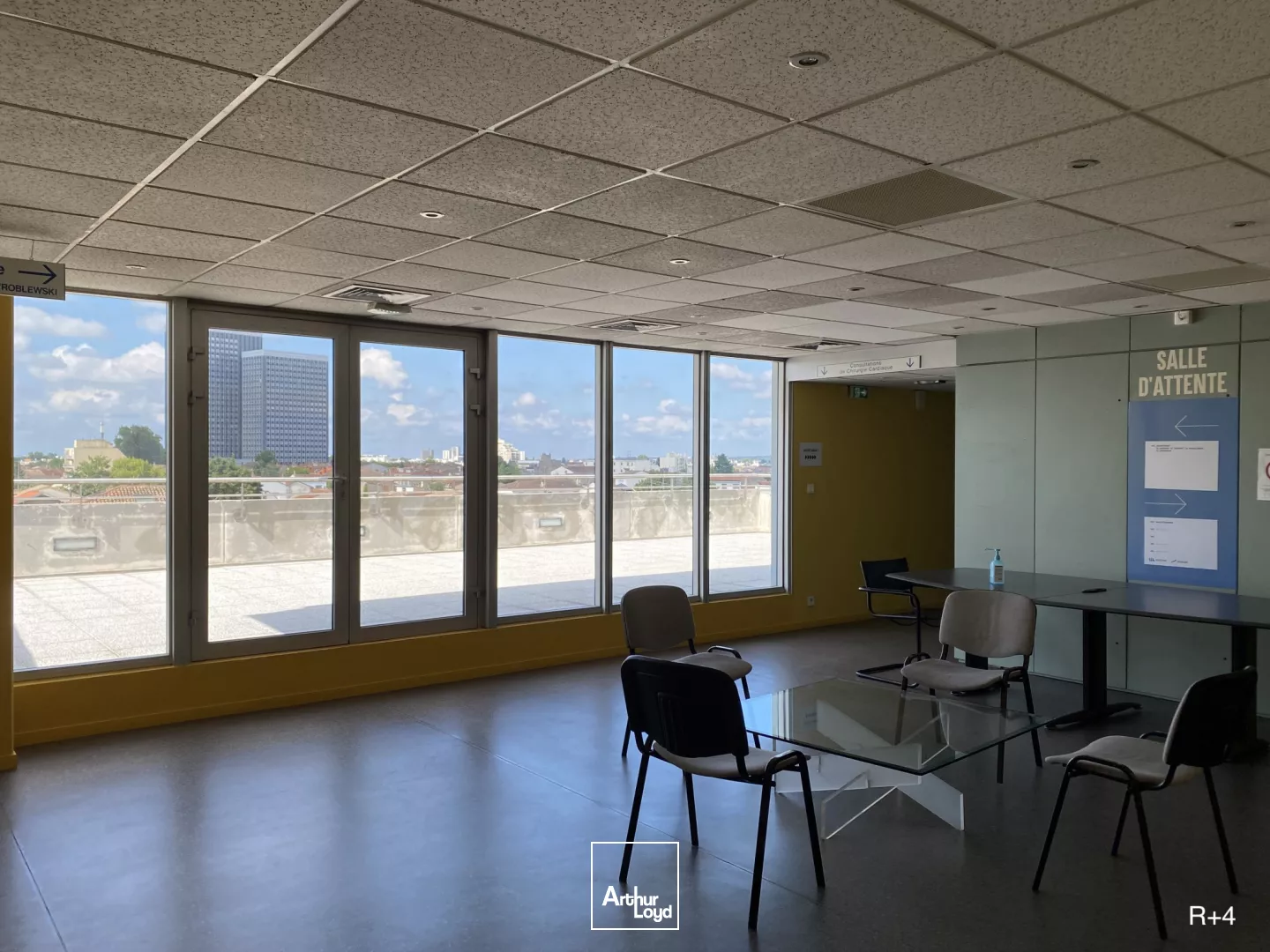 Bureaux à louer dans la maison médicale accolée à la Clinique Saint Augustin ELSAN - Bordeaux
