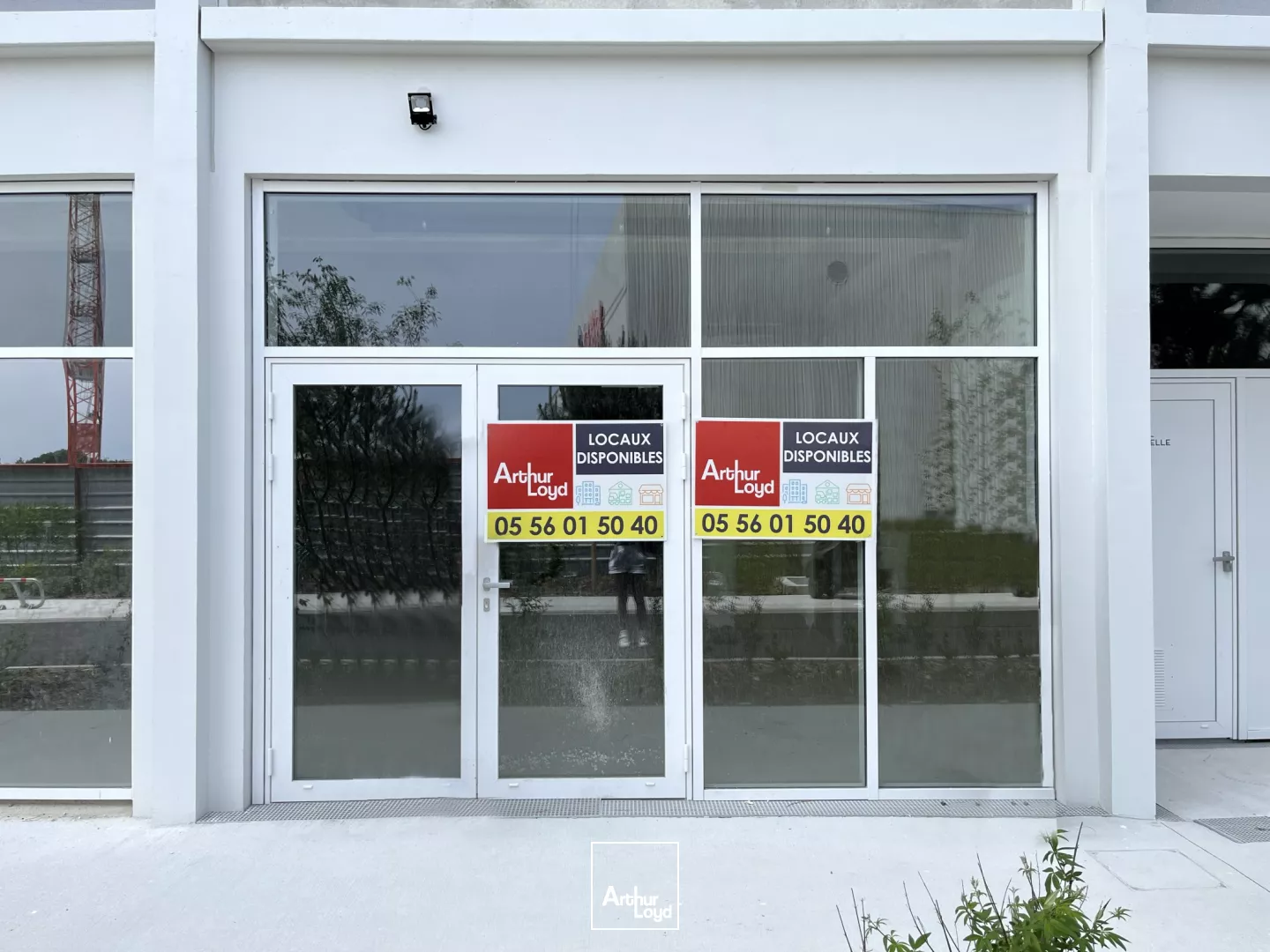 À louer, local commercial de 103 m2 à Mérignac sur un axe passant à proximité du tram