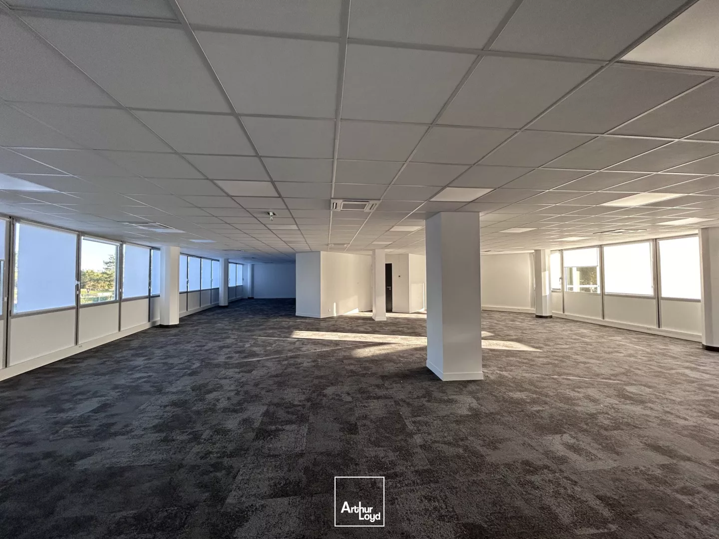 Bureaux rénovés à louer - Surfaces à partir de 46 m² Pessac - Parc de Canteranne