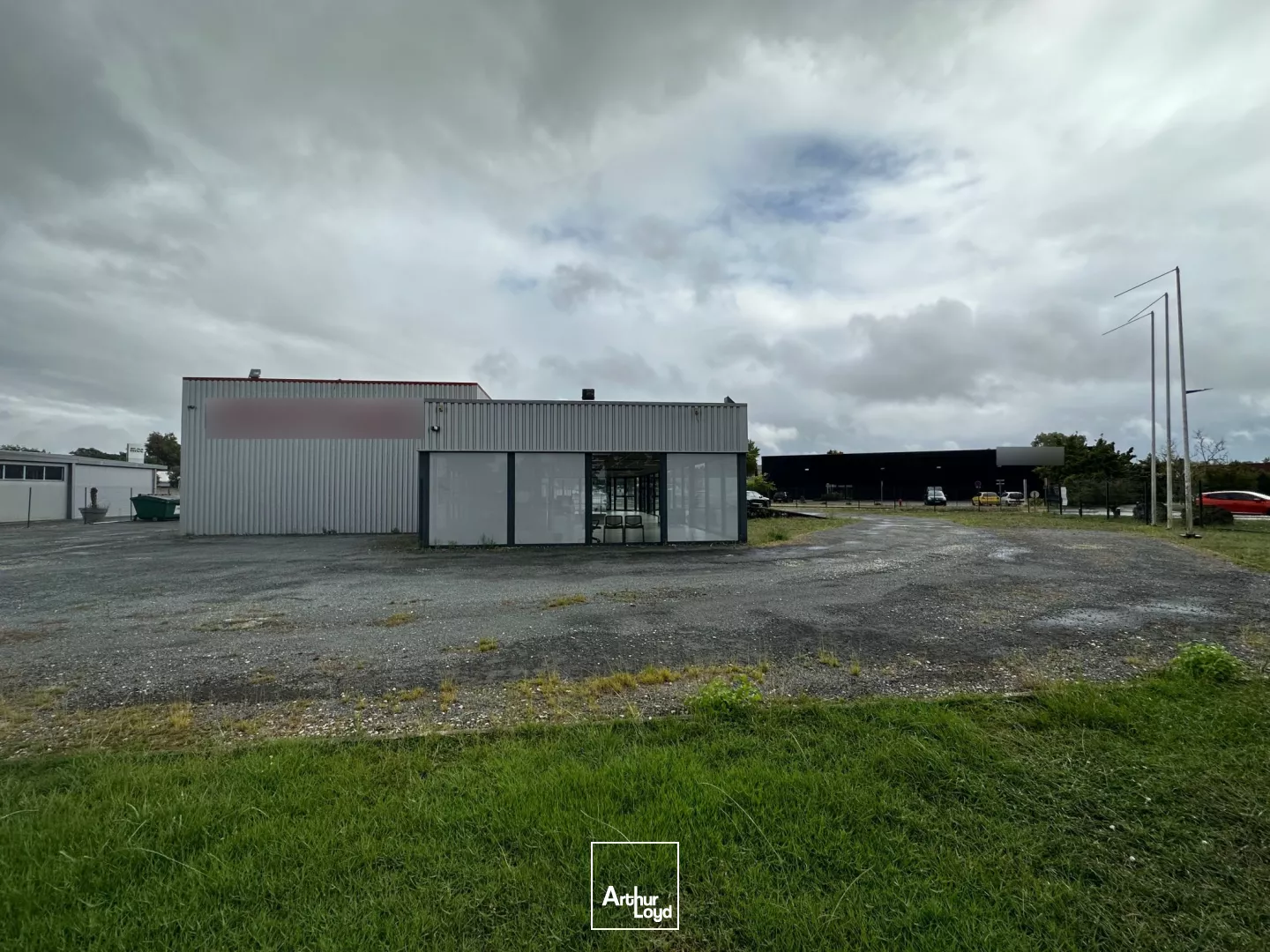 Opportunité de location à Libourne : cellule d'activités de 544 m²