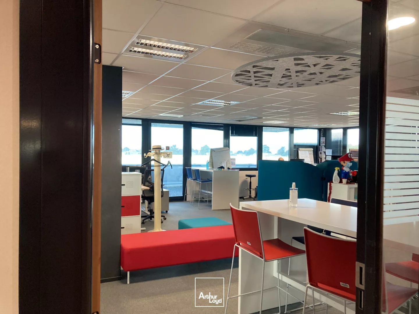 2 612 m² de bureaux à louer à Gradignan proche autoroute A63 et rocade