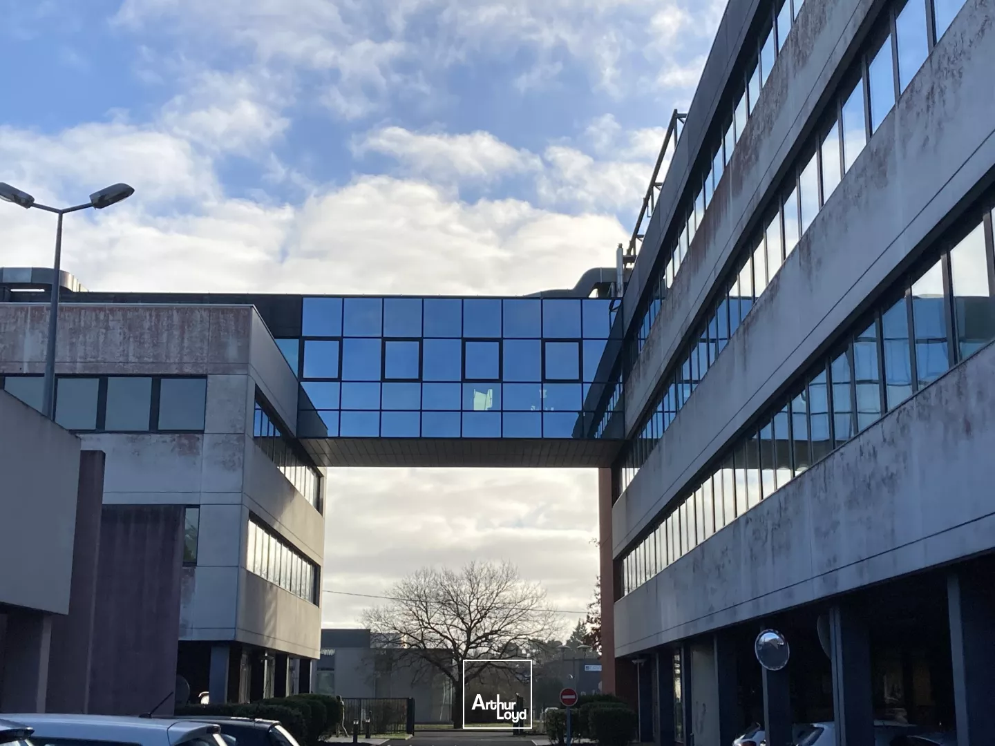 2 612 m² de bureaux à louer à Gradignan proche autoroute A63 et rocade