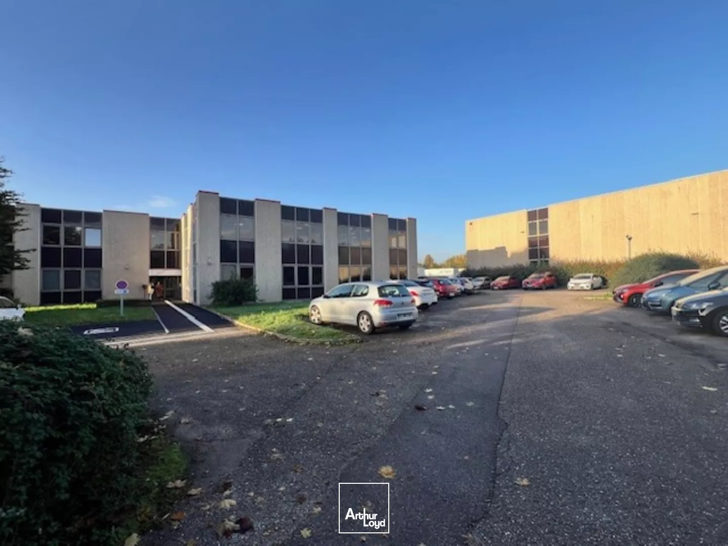Bureaux à louer à VAL DE REUIL 27100