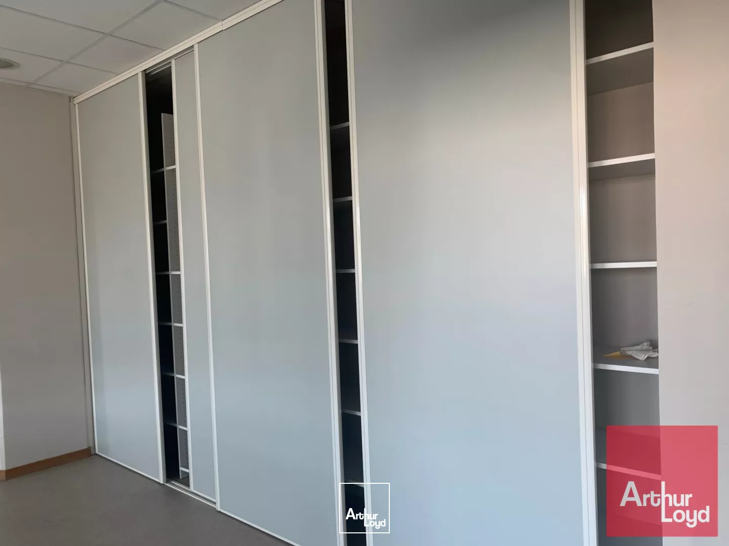 WORK OFFICES A VENDRE