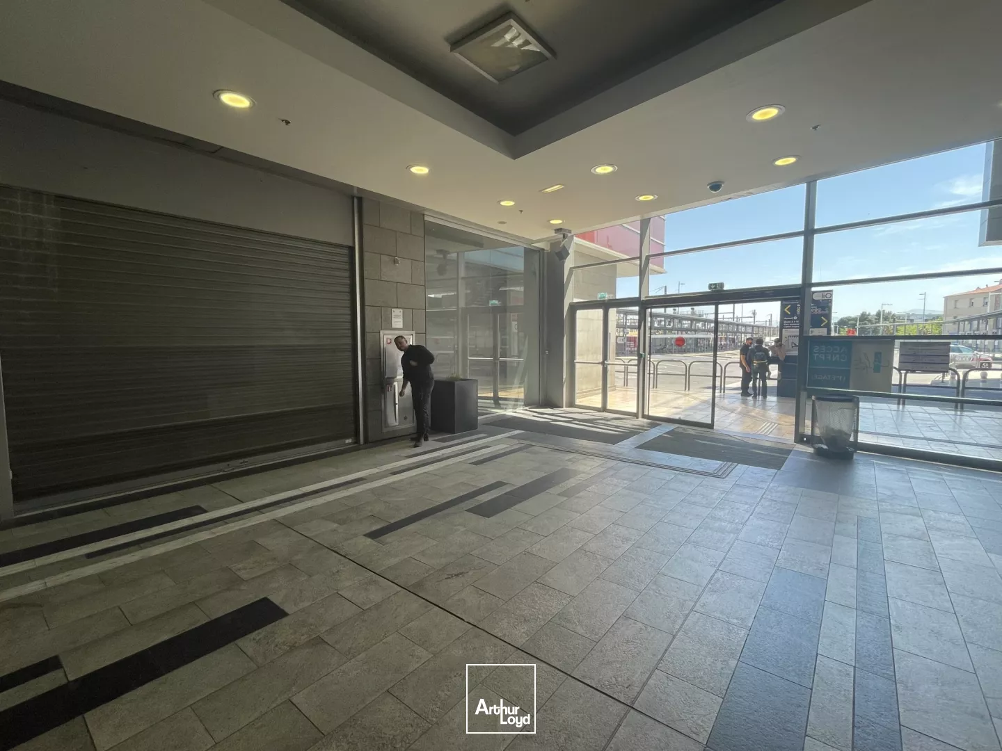 Locaux commerciaux à louer 