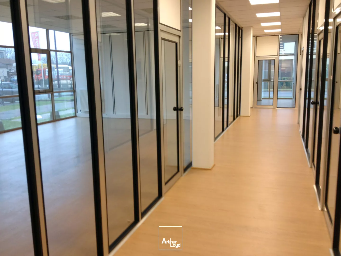 Bureaux à louer à BEZONS 95870