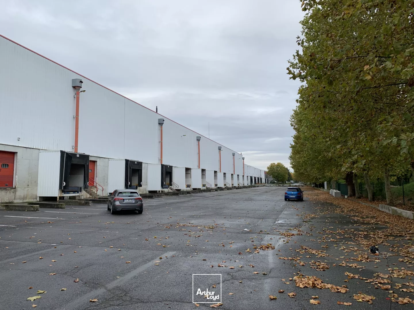 Locaux d'activité à louer à ERAGNY 95610