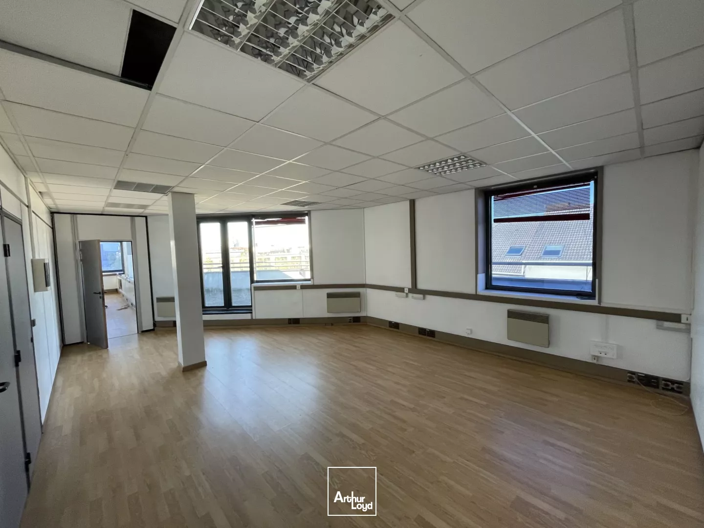 Bureaux à louer à CERGY 95800