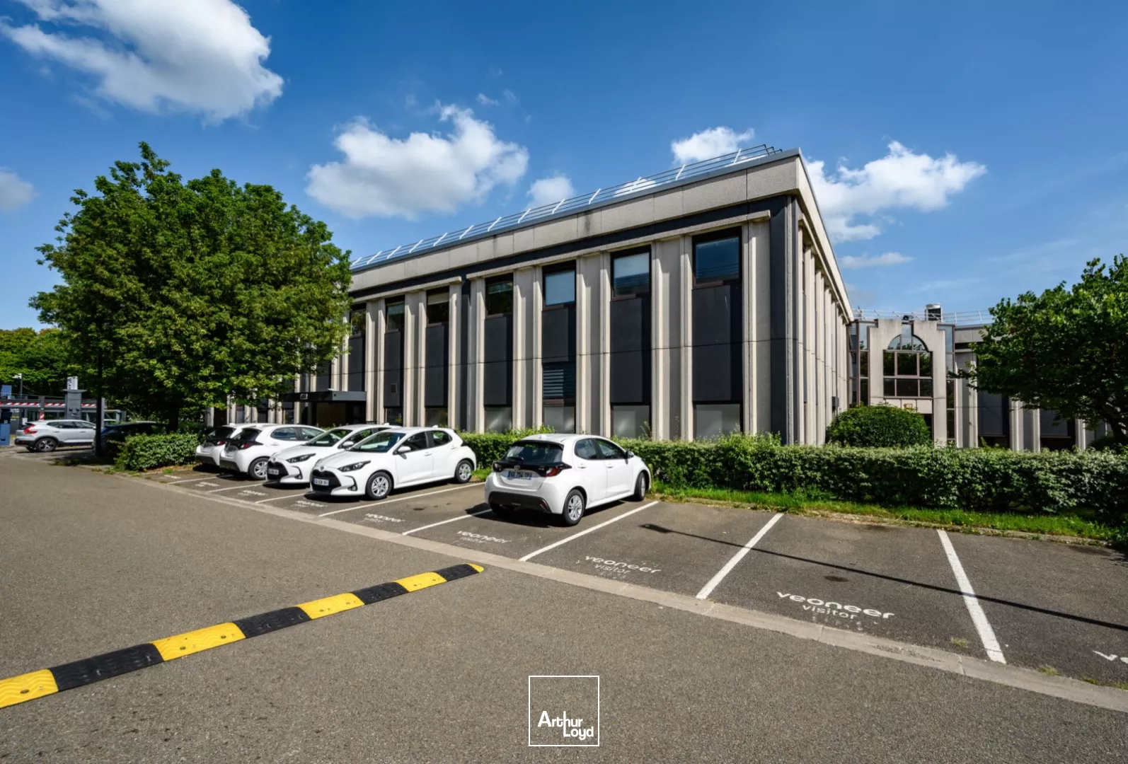 MOSAIC PARC - ACTIVITE AVEC BUREAUX - 1251 m² divisibles 414 M²