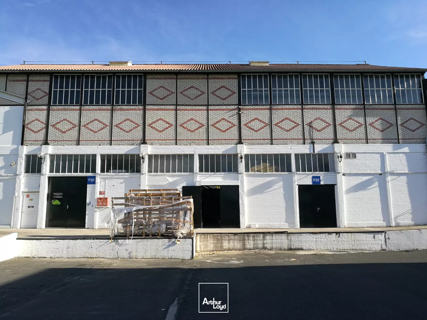 Locaux d'activité à louer à BEZONS 95870