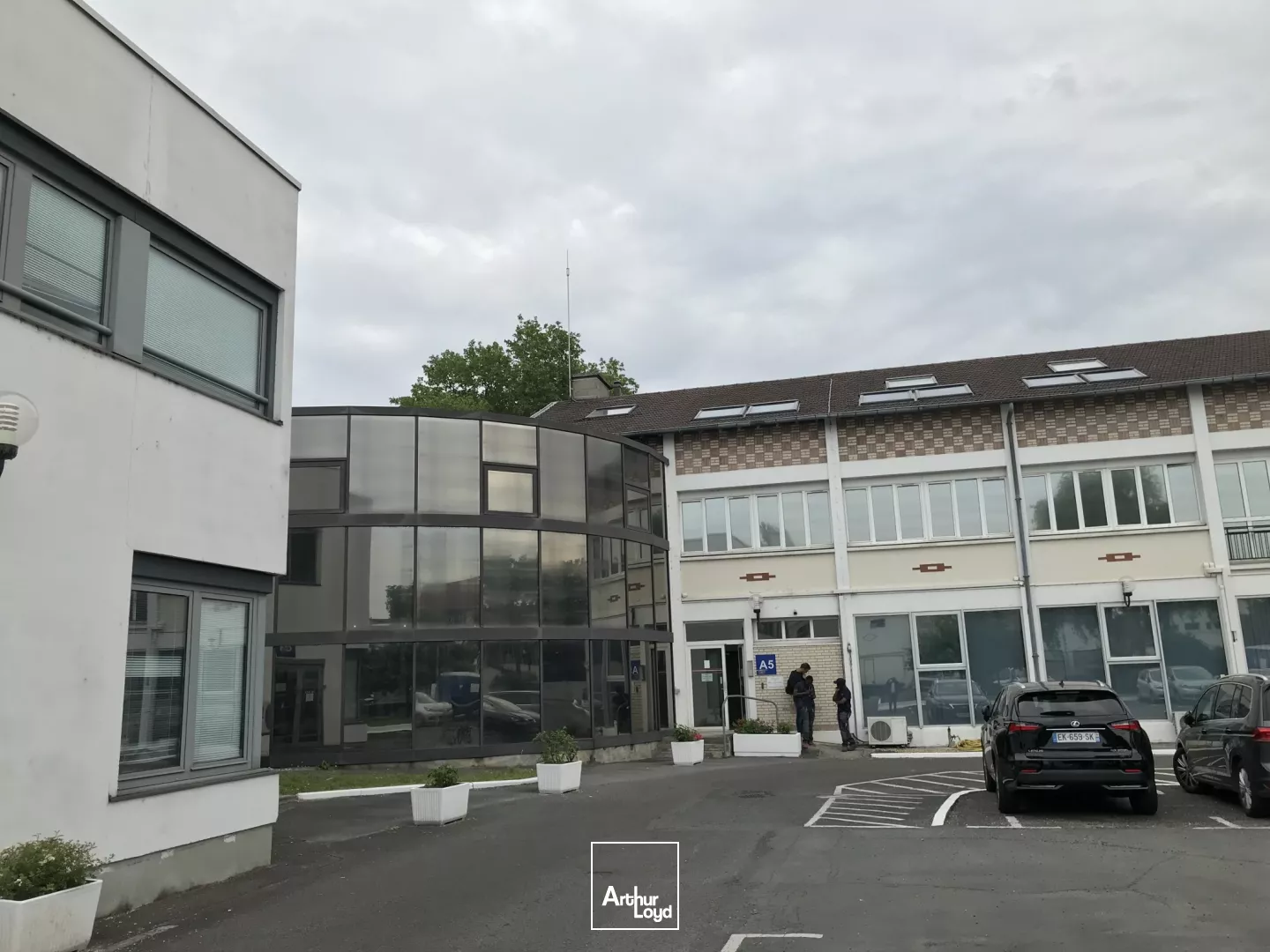 Locaux d'activité à louer à BEZONS 95870