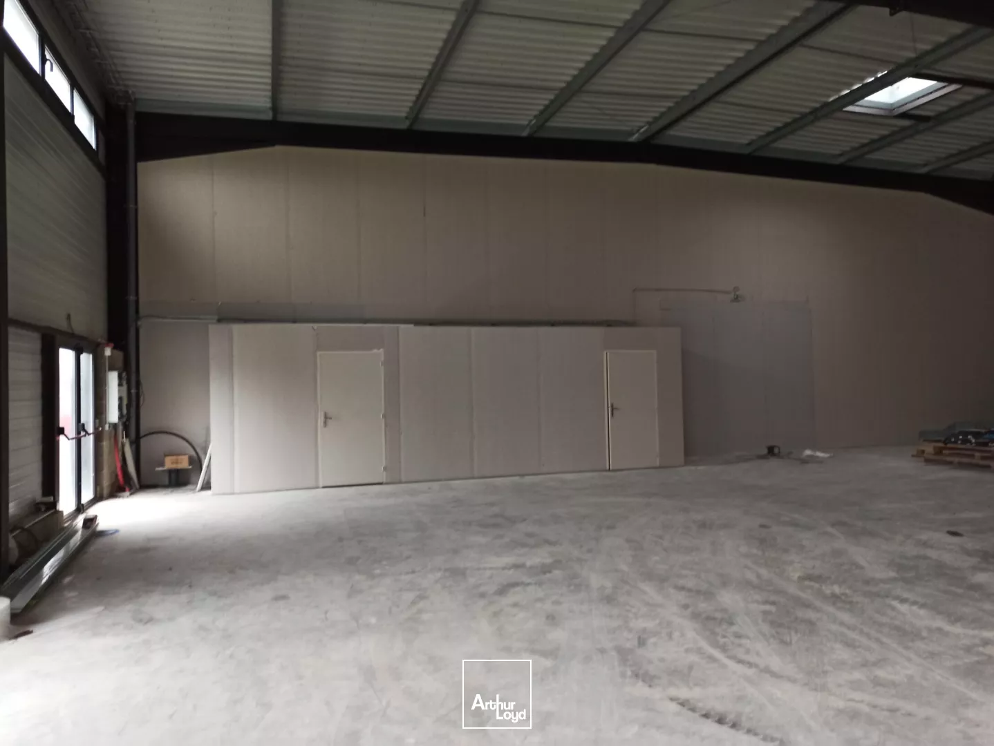 Locaux d'activité à louer à MAGNY EN VEXIN 95420