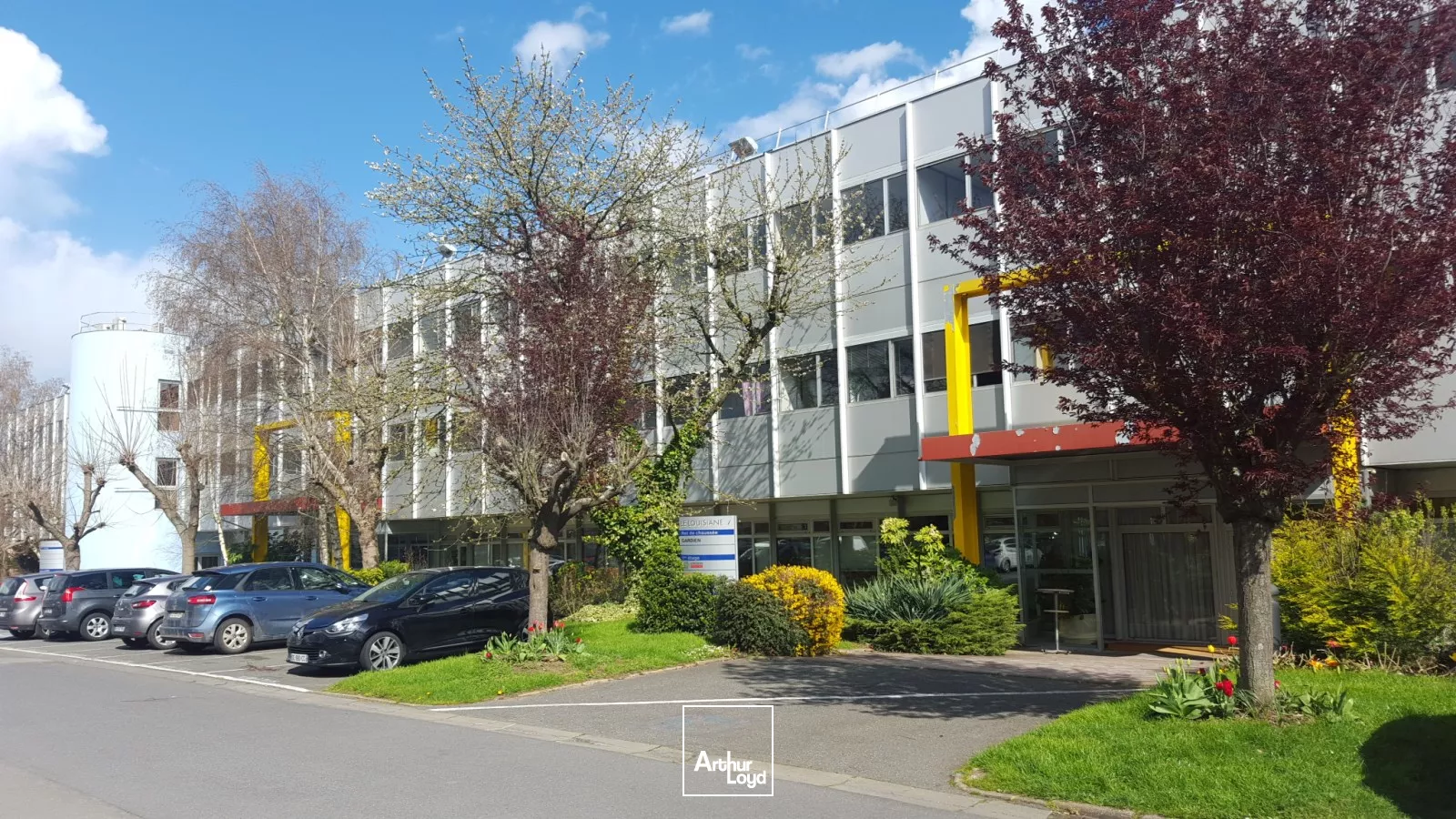 Bureaux à louer 100 - 200 m²