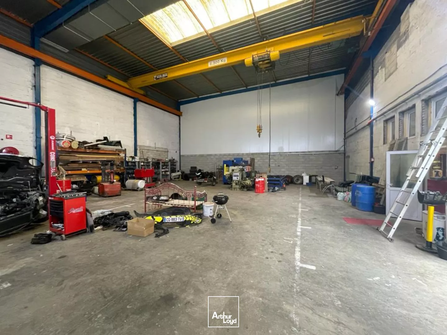 Locaux d'activité à vendre à MARINES 95640