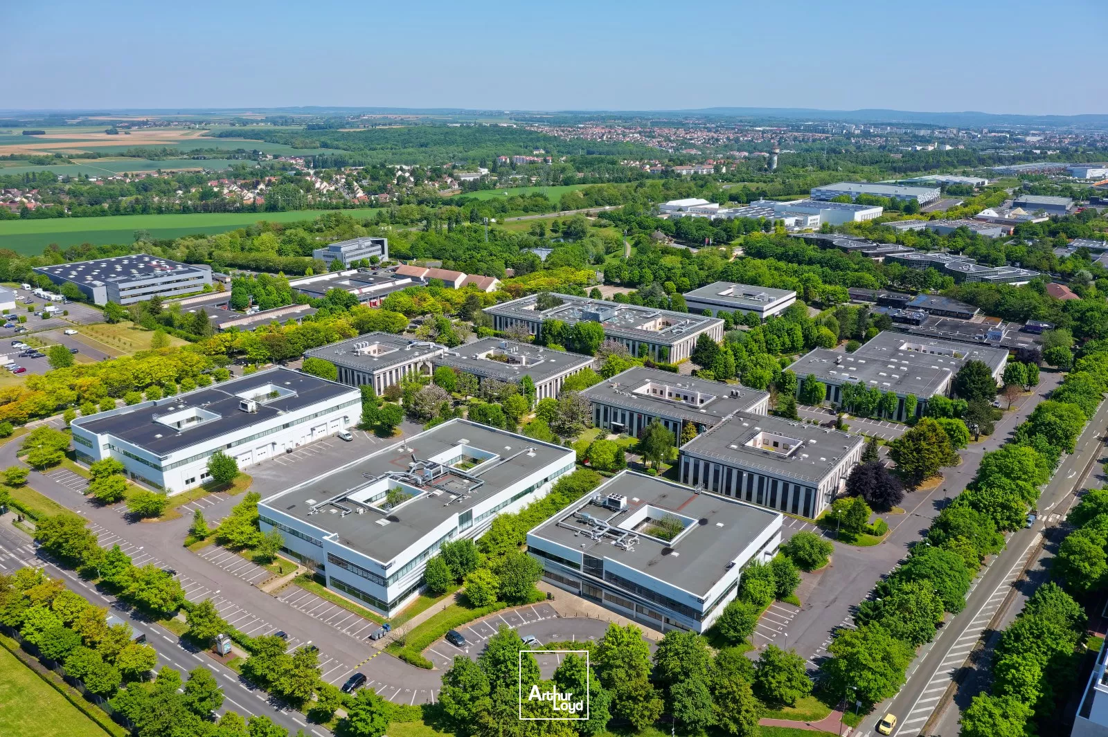 MOSAIC PARC - ACTIVITE / BUREAUX 2231 m² divisibles 456 M²