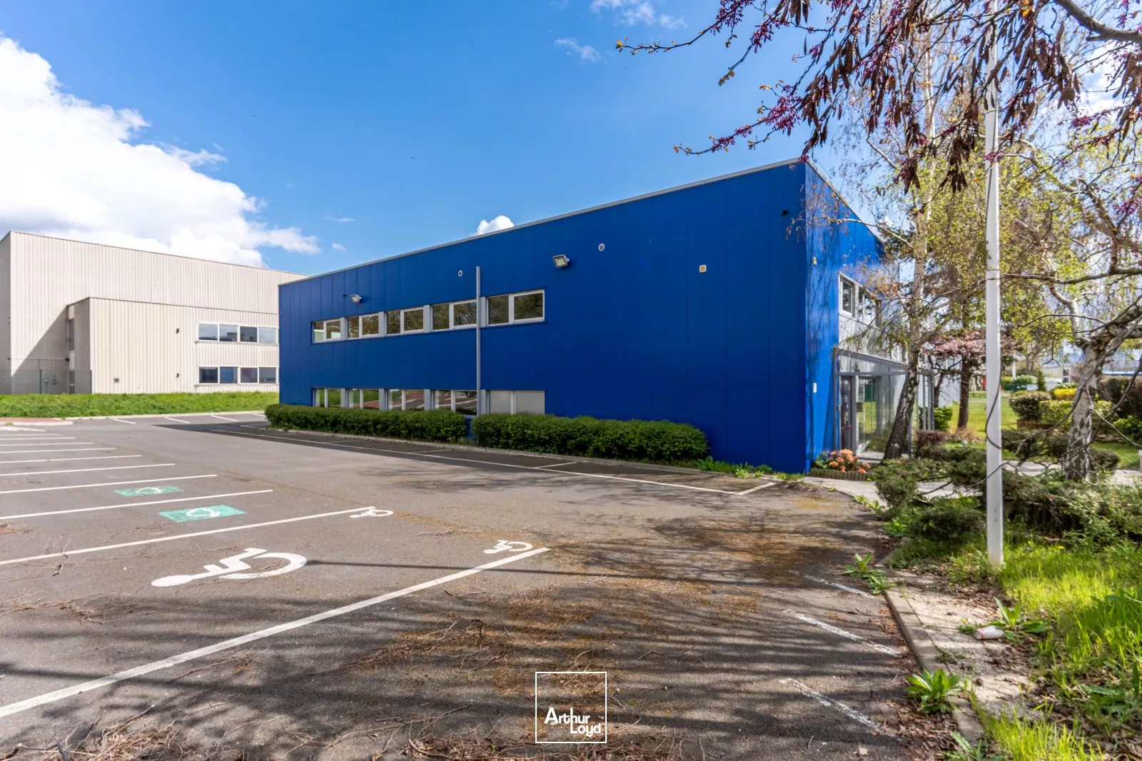 Locaux d'activité à louer à BEZONS 95870