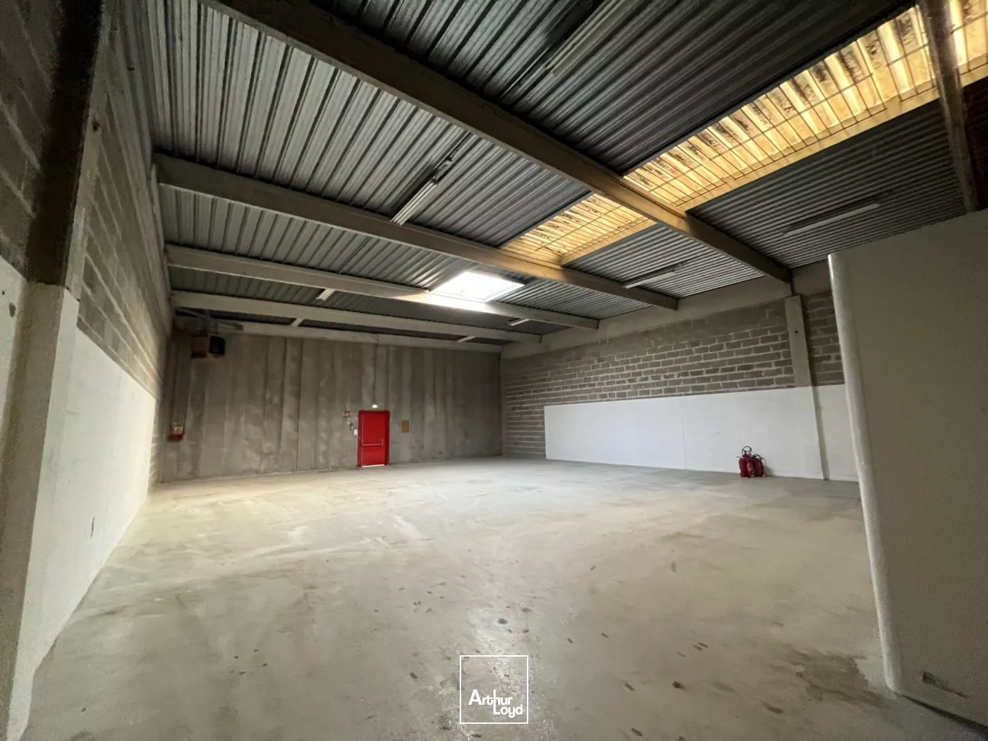 Locaux d'activité à louer à HERBLAY 95220