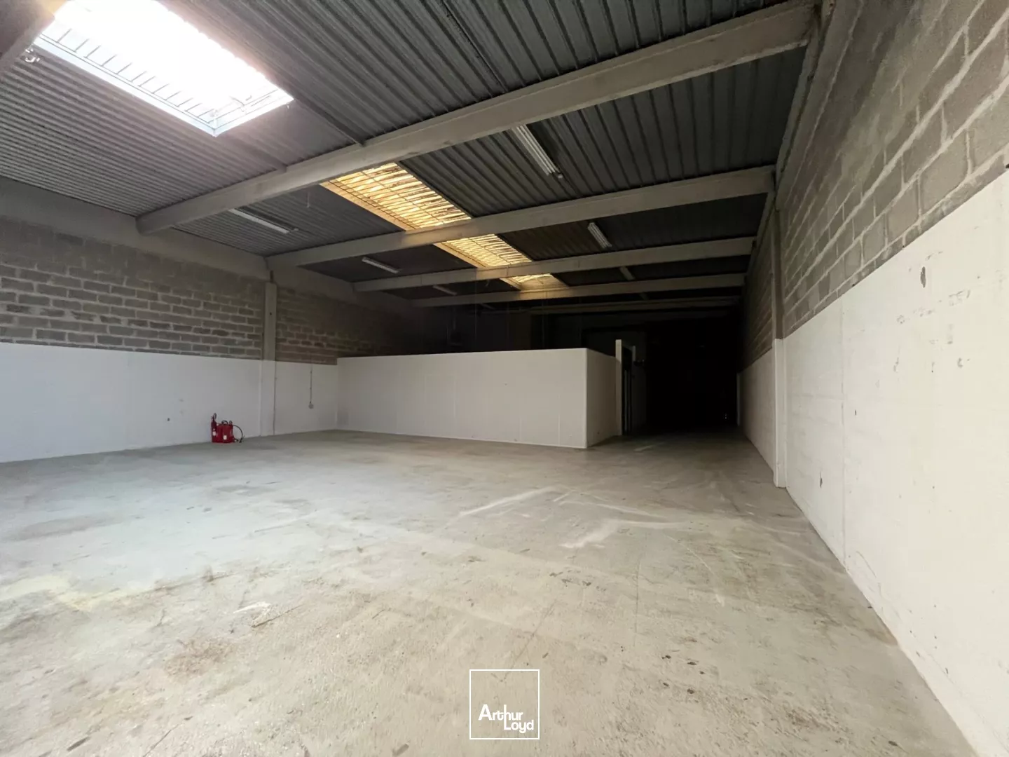 Locaux d'activité à louer à HERBLAY 95220