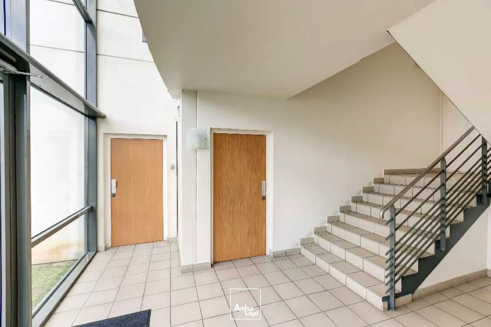 LOCAUX D'ACTIVITE/BUREAUX A LOUER QUAIS DE SEINE