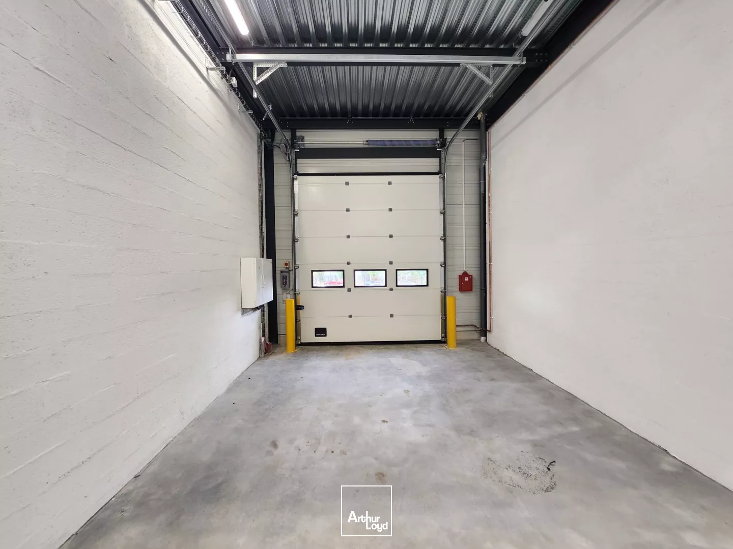 Petites cellules d'activités neuves à louer