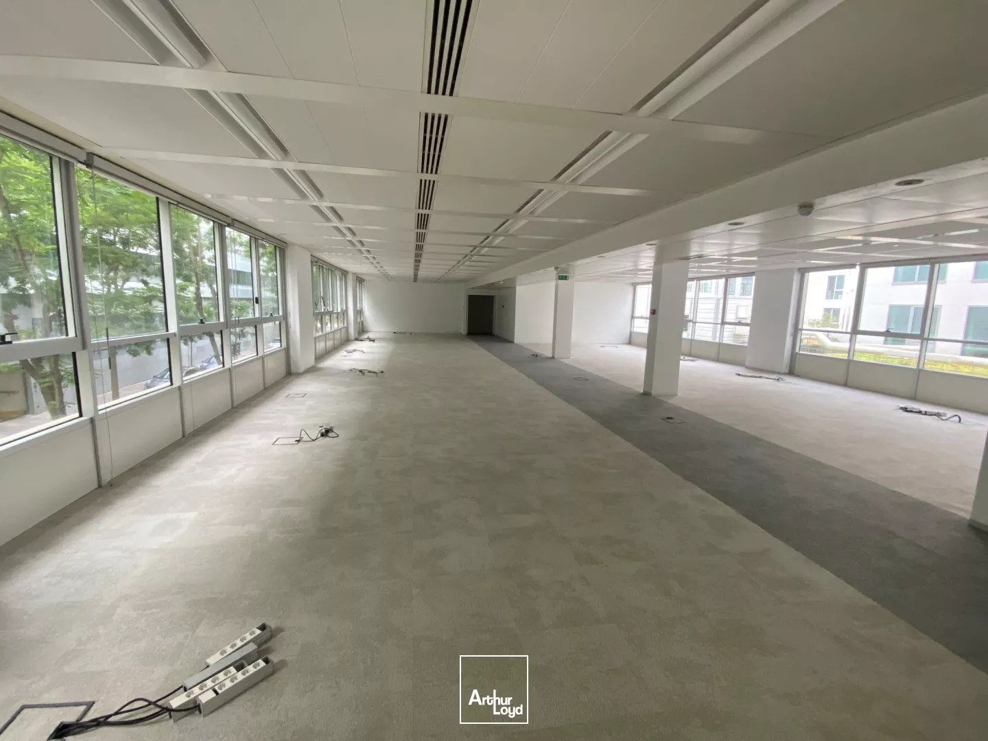 Le Clarté, bureaux dans un immeuble sécurisé, moderne et serviciel, avec terrasse, à louer