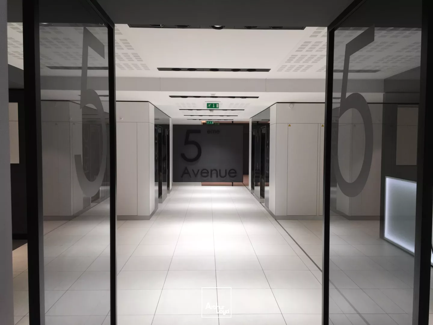 Espaces de bureaux fonctionnels à proximité de la dalle de la Défense