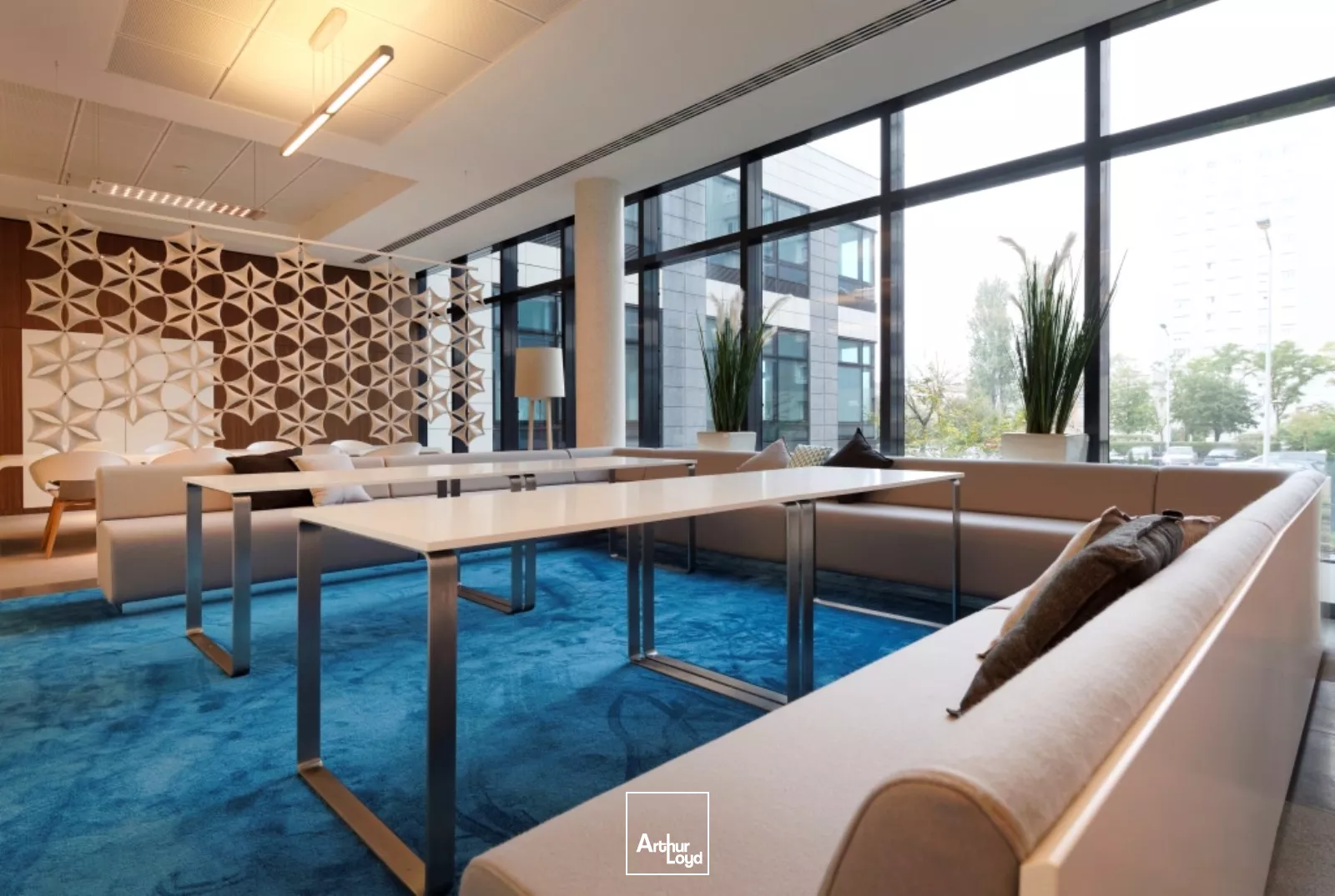 Bureaux à louer dans un cadre de travail moderne et fonctionnel - Immeuble neuf et serviciel - A proximité de la Défense