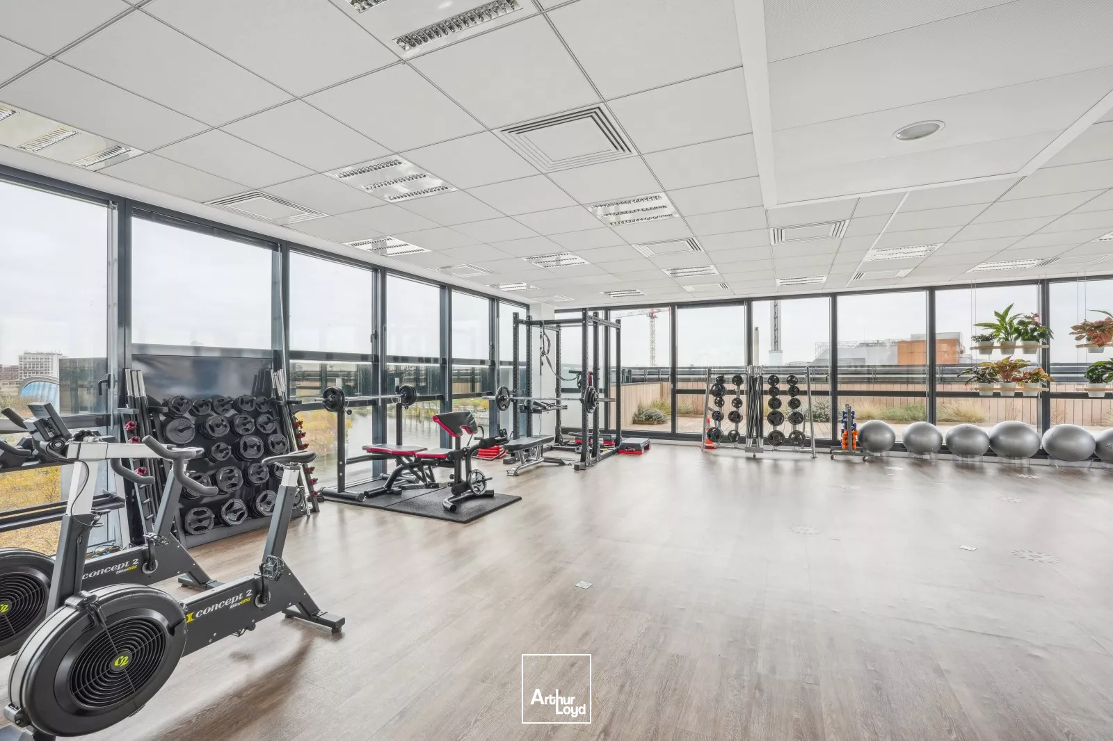 Asnières sur Seine Bureaux lumineux et fonctionnels à louer