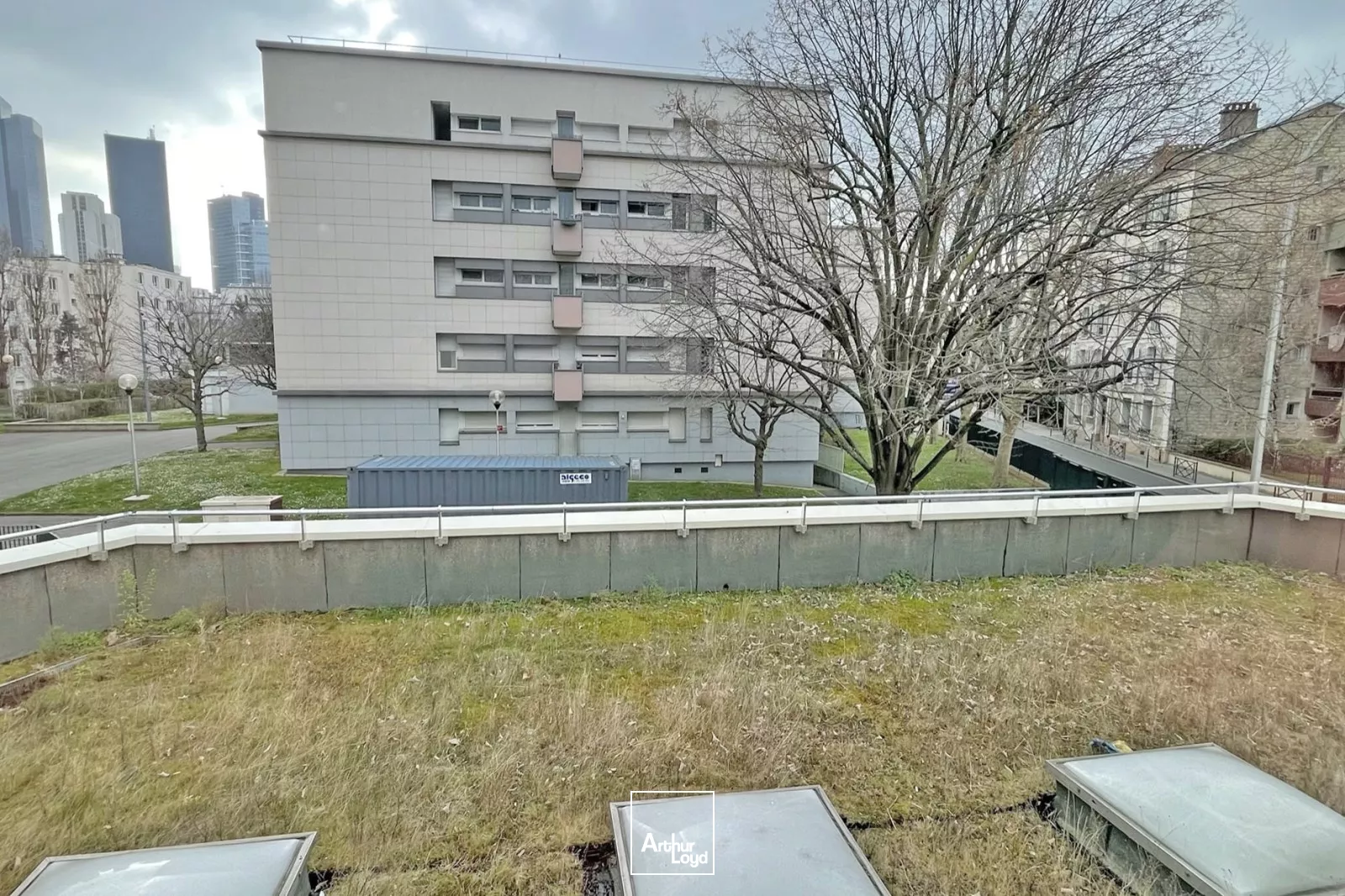 Bureaux à vendre à COURBEVOIE 92400