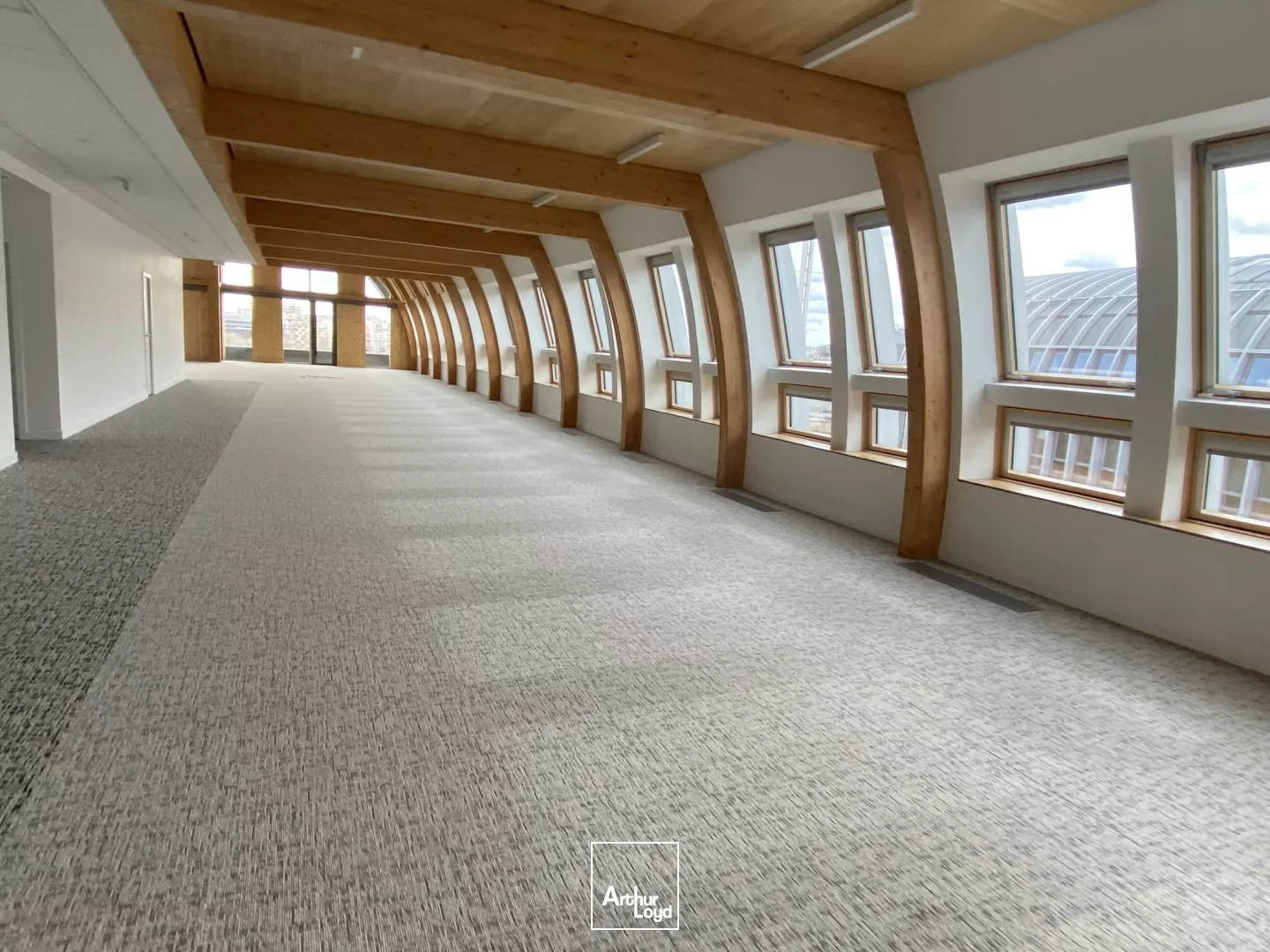 Bureaux neufs avec vue sur la Seine - Nombreux services dernière génération - Espace extérieur