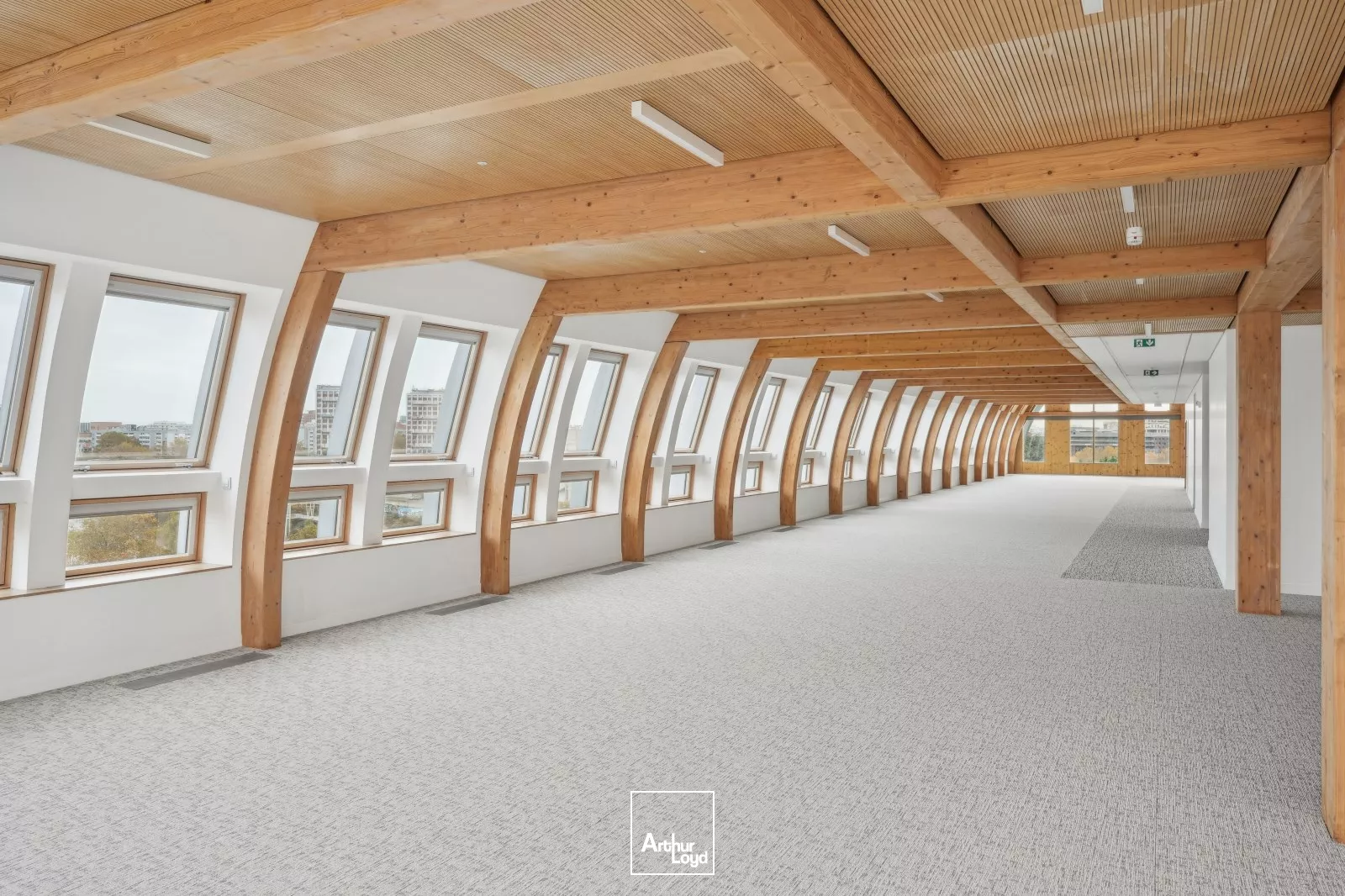 Bureaux neufs avec vue sur la Seine - Nombreux services dernière génération - Espace extérieur