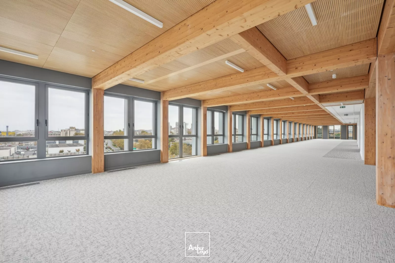 Bureaux neufs avec vue sur la Seine - Nombreux services dernière génération - Espace extérieur