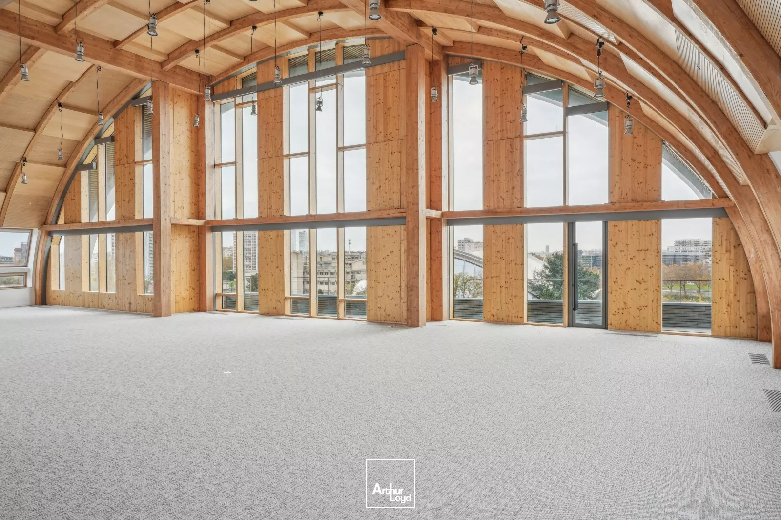 Bureaux neufs avec vue sur la Seine - Nombreux services dernière génération - Espace extérieur