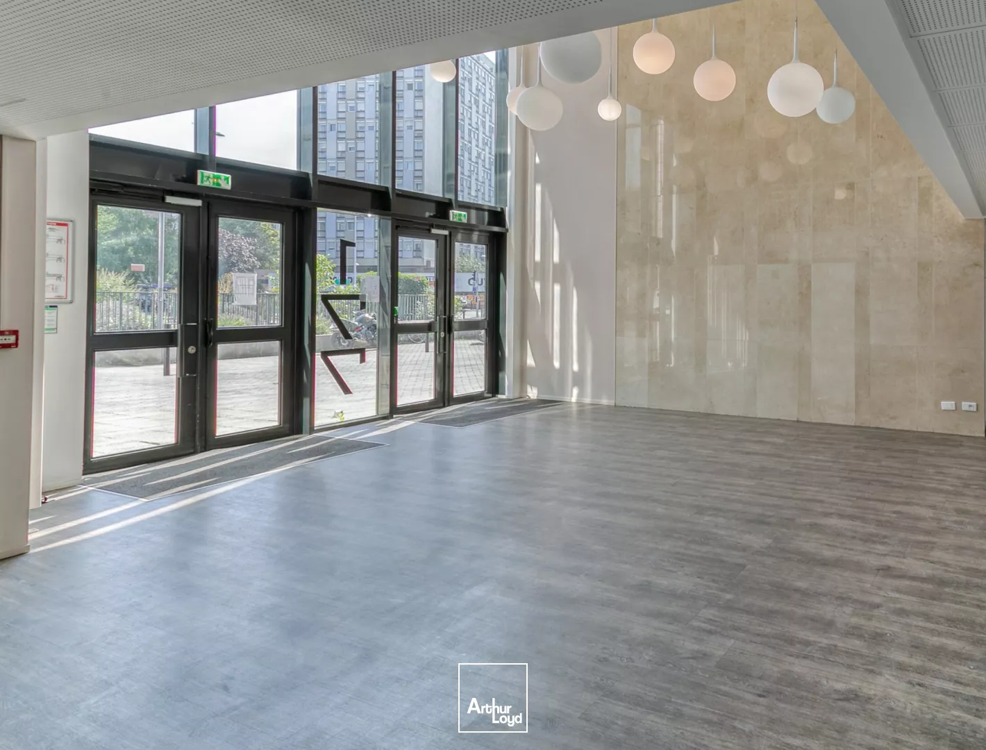 Bureaux à vendre à NANTERRE 92000